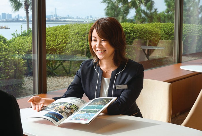 グランドスタッフになるには大学と専門学校のどちらが良いか 国際トラベル ホテル ブライダル専門学校