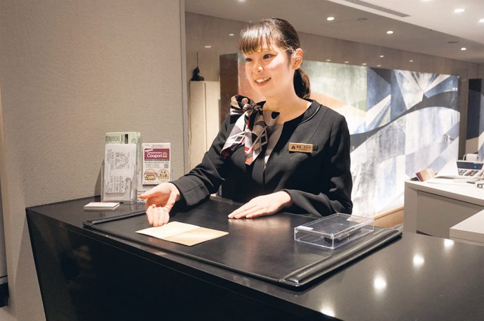 ホテルのコンシェルジュになるには どんな資格 免許や能力が必要になるのか 国際トラベル ホテル ブライダル専門学校